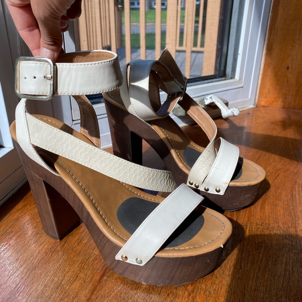 Heels from Spring, size 9